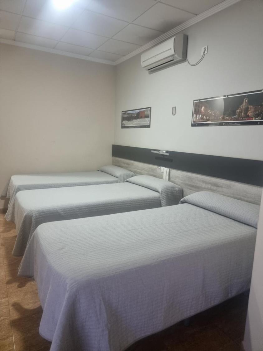 Hostal Restaurante El Paraiso Дон-Беніто Екстер'єр фото
