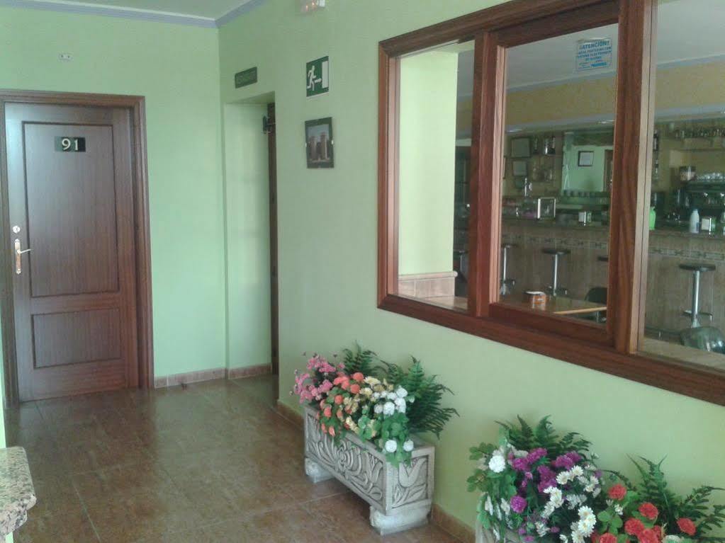 Hostal Restaurante El Paraiso Дон-Беніто Екстер'єр фото